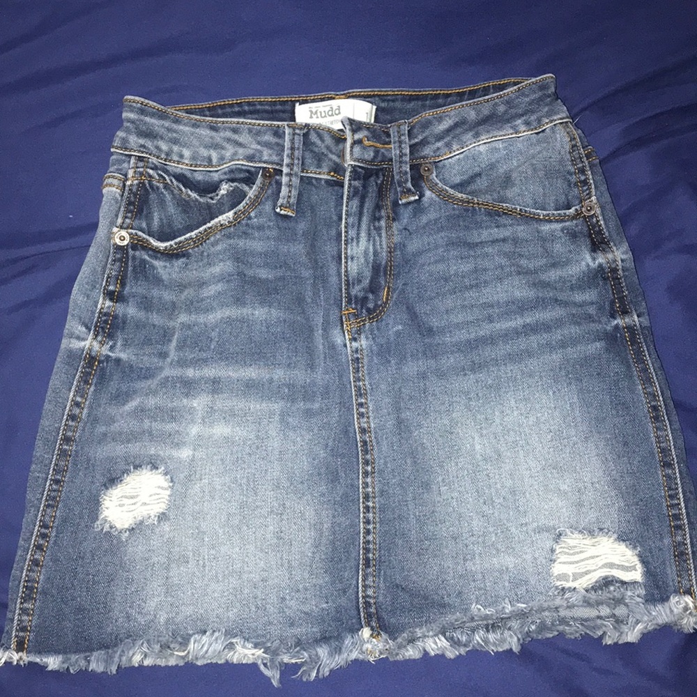 Denim skirt!